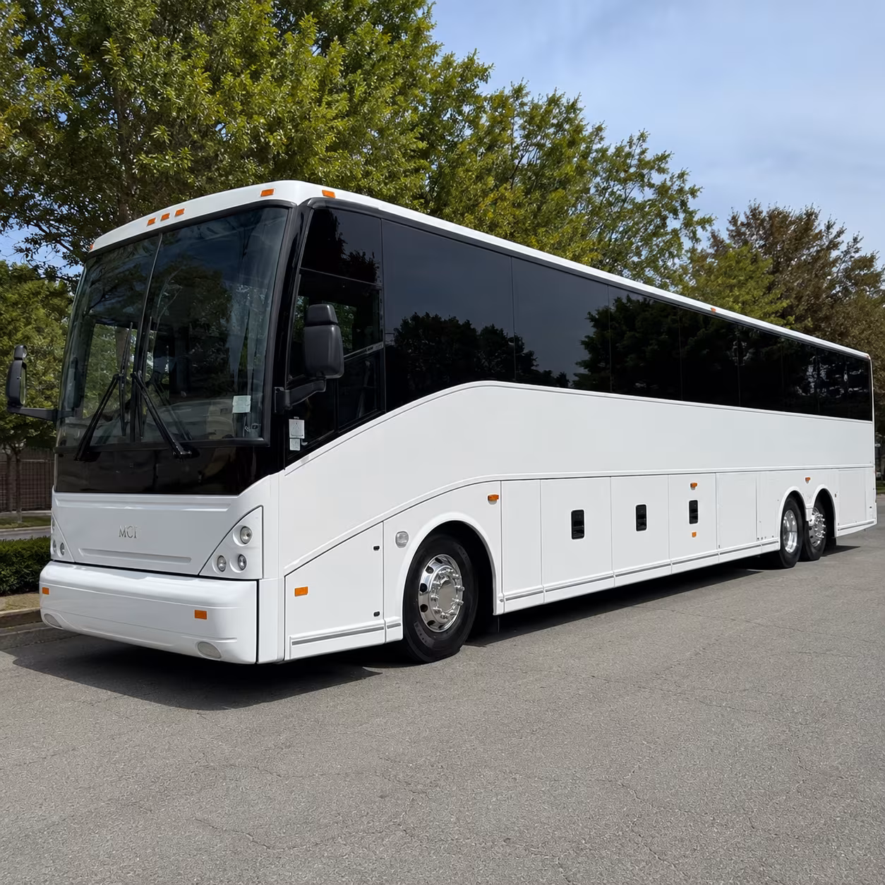 austin bergstrom international airport aus group shuttle buses to new braunfels