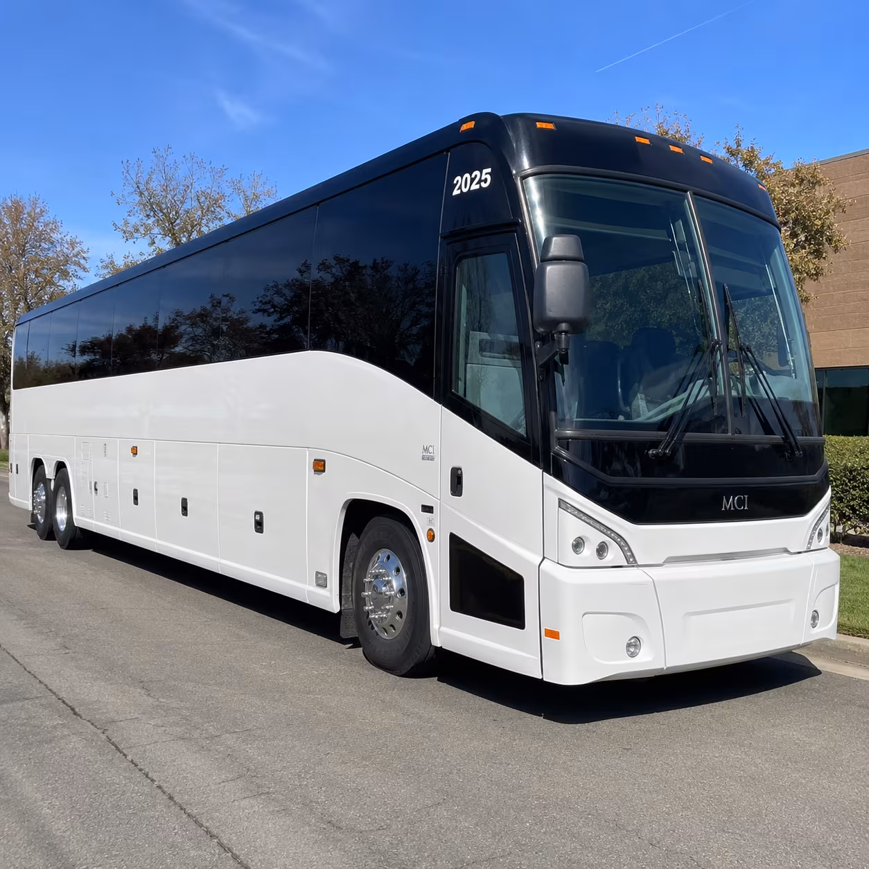 conference and convention center shuttles along the i 35 corridor