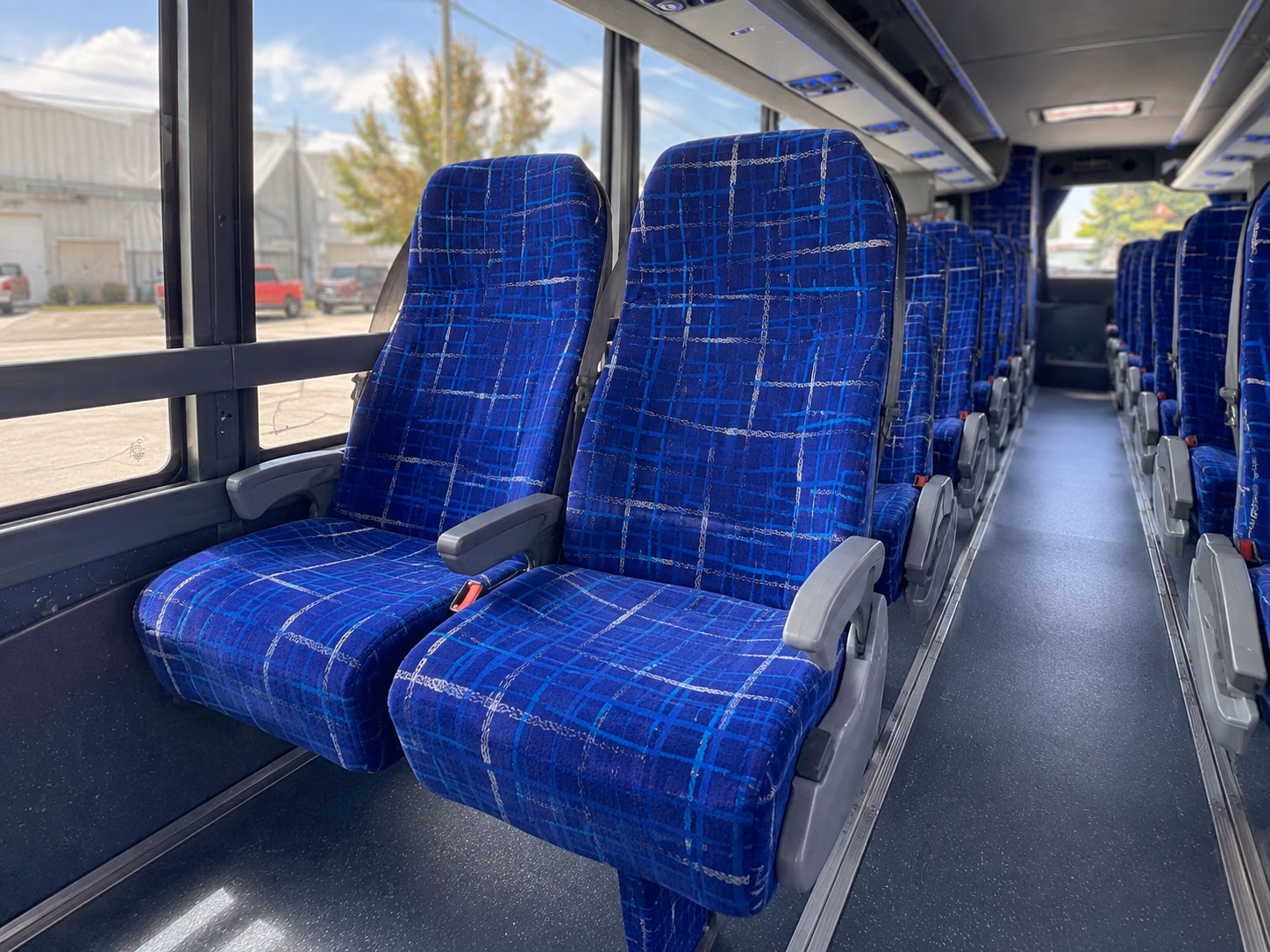 how the type of bus you choose changes the price in new braunfels texas